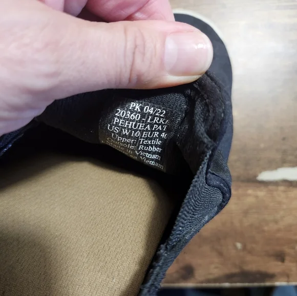 Olakai Casual Black Slip-On Shoes - Picture 3 of 4